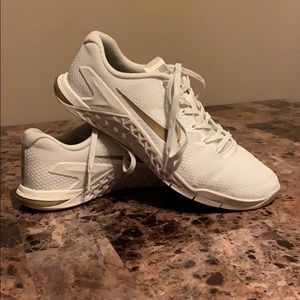 White womens Nike metcons